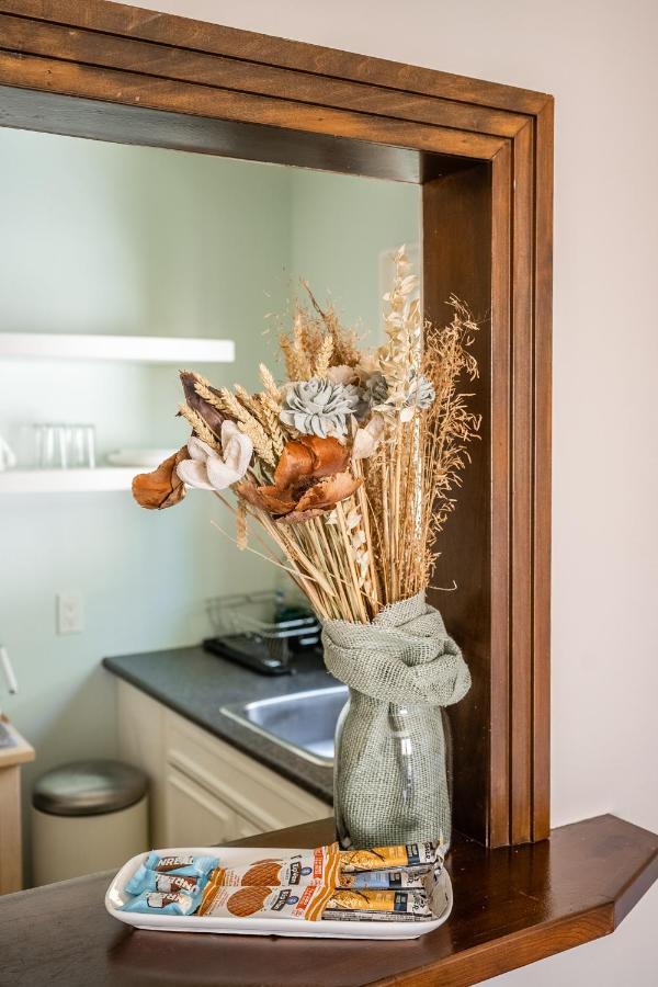 Gabby'S Place Downtown Core Торонто Екстер'єр фото